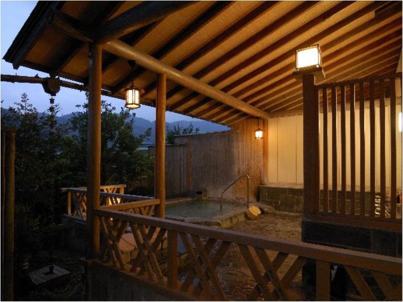 Ryokan Tachibana Atami  Eksteriør bilde